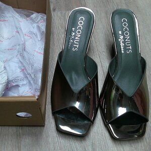 Coconuts by Matisse Soiree Womens US 9M Dress Sandals Pewter Slip On Block Heel